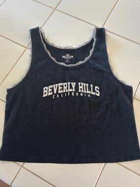 Women’s Tank Top Bundle (3) – L/XL/XXL | Hollister, Old Navy, Cotton On